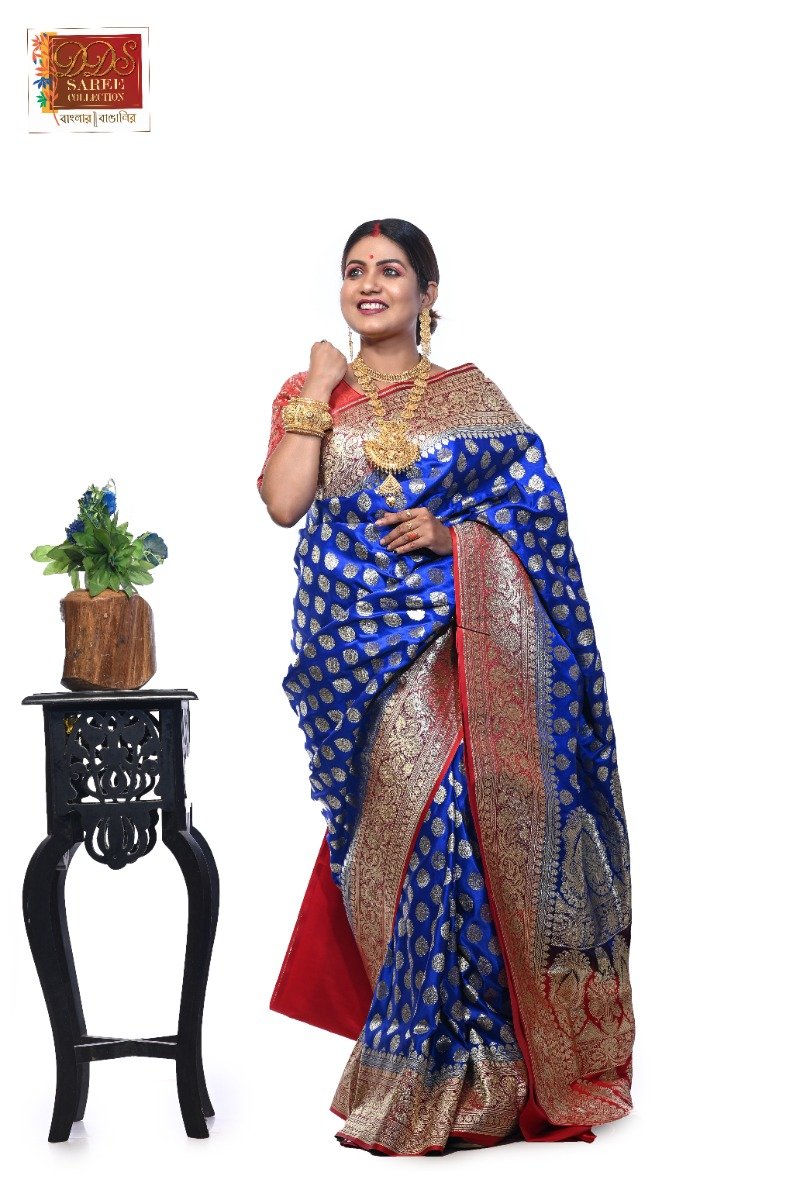 Buy CHARUKRITI Castleton Green Katan Silk Banarasi Patli Pallu Saree &  Unstitched Blouse online